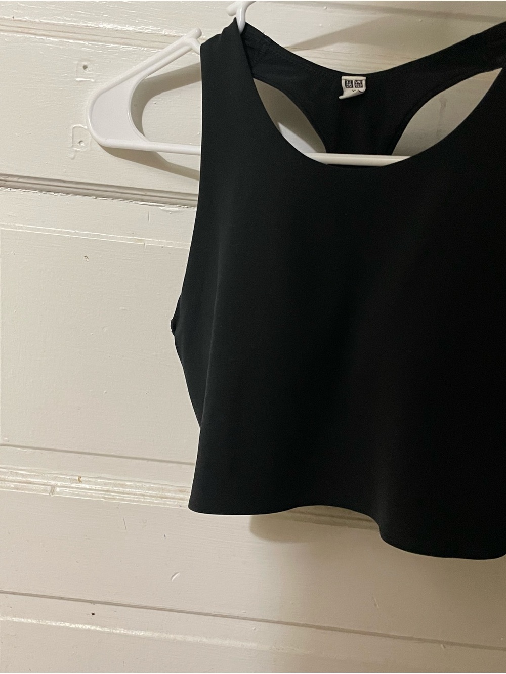 Uniqlo Black Racerback Sports Bra Crop